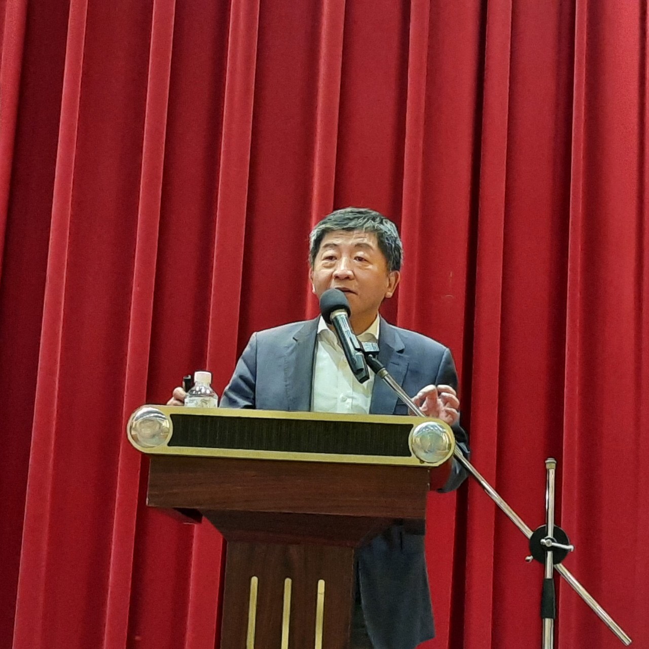 健保國是論壇